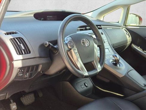 Used 2015 Toyota Prius Persona Series FWD image 10