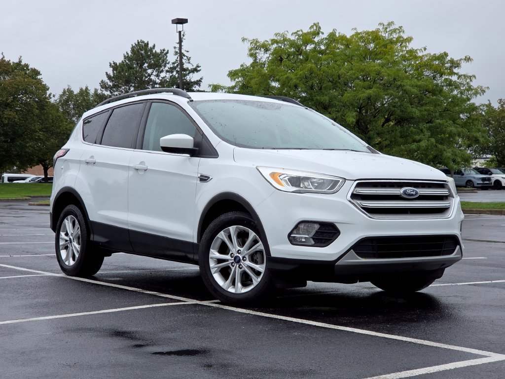 Used 2018 Ford Escape SEL FWD image 2
