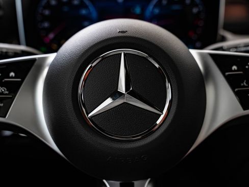 New 2026 Mercedes-Benz GLC 300 4MATIC image 30