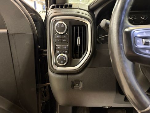 Used 2022 GMC Sierra 1500 Elevation AWD/4WD image 17