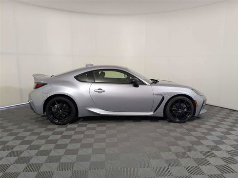 Used 2024 Toyota GR86 Premium RWD image 4