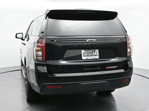 Used 2024 Chevrolet Suburban RST w/ Luxury Package AWD/4WD image 6