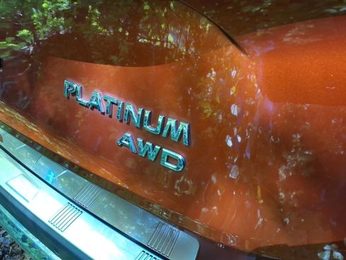 Used 2023 Nissan Rogue Platinum AWD/4WD image 4