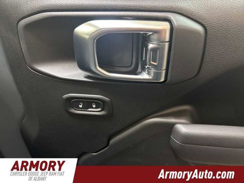 New 2026 Jeep Gladiator Sport image 30