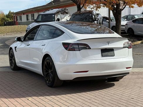 Used 2022 Tesla Model 3 image 4