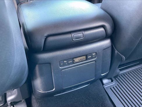 Certified 2023 Nissan Armada SL w/ Captain's Chairs Package RWD image 34