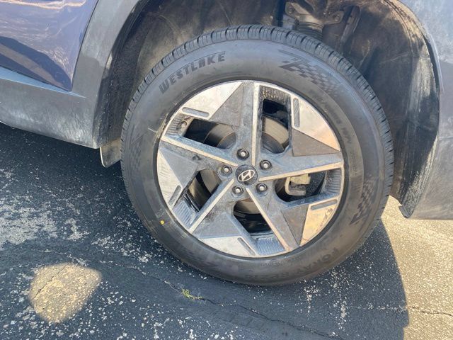 Used 2025 Hyundai Tucson SEL AWD/4WD image 14