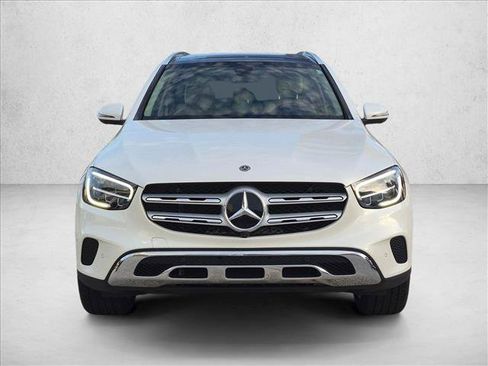 Used 2021 Mercedes-Benz GLC 300 image 2