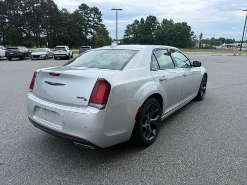 Used 2023 Chrysler 300 S RWD image 7