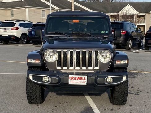 Used 2020 Jeep Wrangler Unlimited Sahara w/ Cold Weather Group AWD/4WD image 8