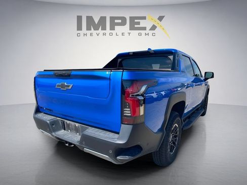 Used 2026 Chevrolet Silverado EV Trail Boss AWD/4WD image 5