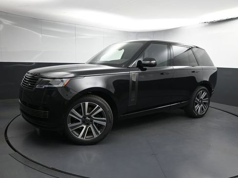 New 2025 Land Rover Range Rover SV image 4