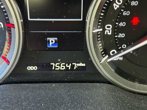 Certified 2019 Toyota Land Cruiser image 7