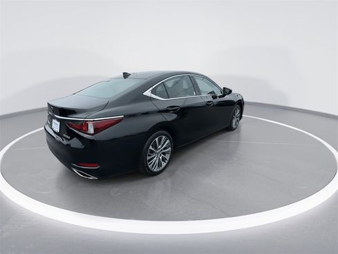 Used 2020 Lexus ES 350 w/ Premium Package image 8