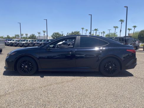 Used 2026 Toyota Camry SE w/ Multimedia Upgrade Package FWD image 3