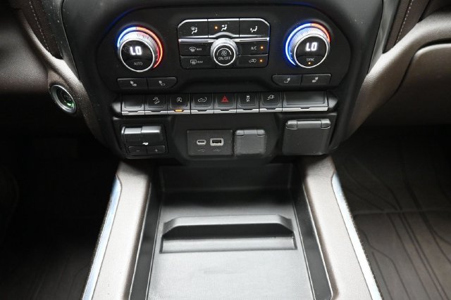 Used 2019 Chevrolet Silverado 1500 RST AWD/4WD image 31