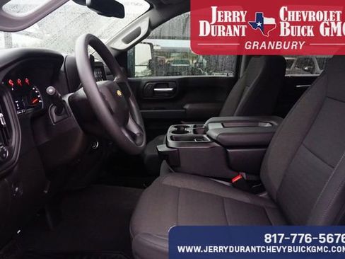 Used 2025 Chevrolet Silverado 2500 Custom w/ Custom Value Package image 18