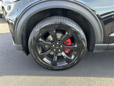 Used 2021 Ford Explorer ST w/ ST Street Pack image 10