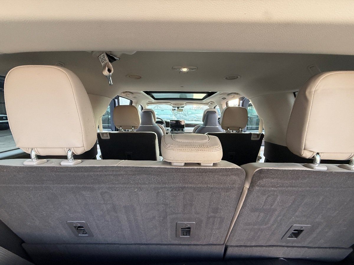 Used 2022 Lincoln Navigator Reserve AWD/4WD image 21
