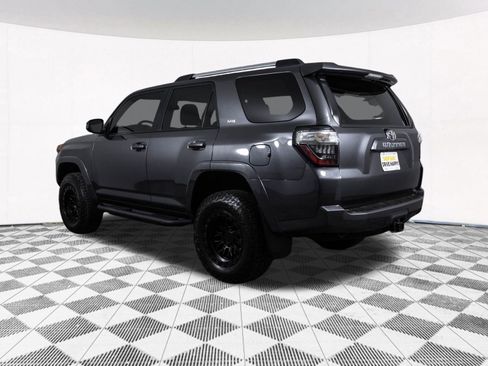 Used 2022 Toyota 4Runner SR5 AWD/4WD image 16