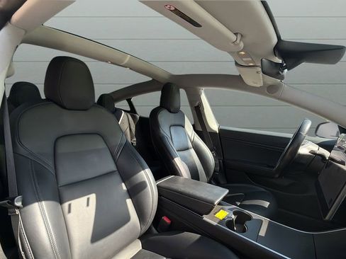 Used 2018 Tesla Model 3 Long Range AWD/4WD image 29