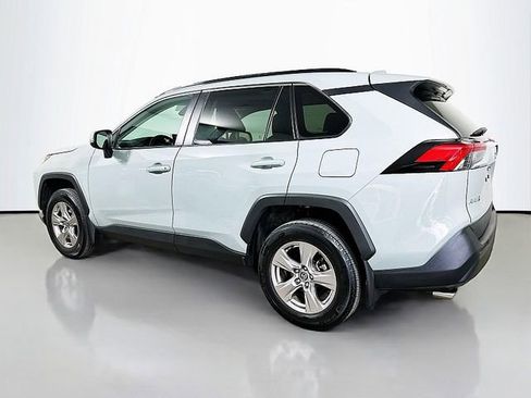 Used 2022 Toyota RAV4 XLE w/ Convenience Package AWD/4WD image 5