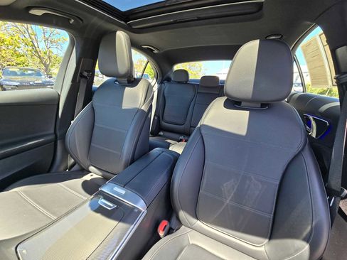 Used 2023 Mercedes-Benz C 300 4MATIC Sedan image 21