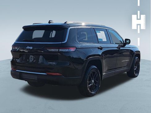 Used 2021 Jeep Grand Cherokee L Laredo w/ Luxury Tech Group I image 3