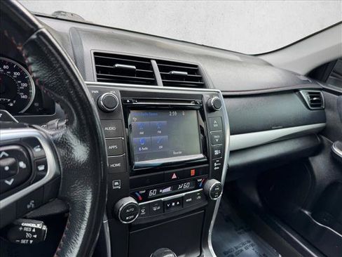 Used 2015 Toyota Camry XSE FWD image 15