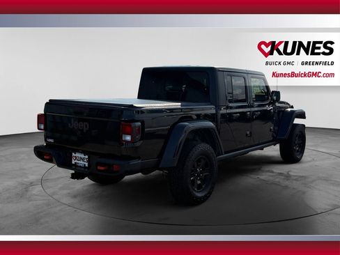 Used 2022 Jeep Gladiator Mojave w/ Trailer Tow Package AWD/4WD image 10
