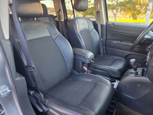 Used 2017 Jeep Patriot 75th Anniversary w/ Power Value Group FWD image 15