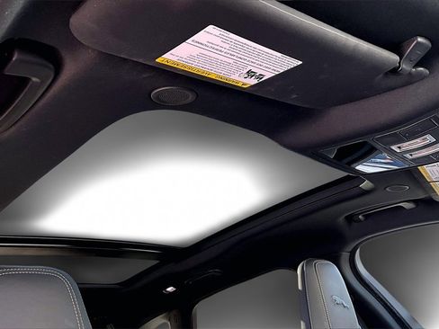 Used 2024 Jaguar F-PACE R-Dynamic S image 25