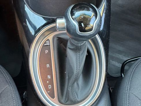 Used 2014 Kia Soul ! image 22