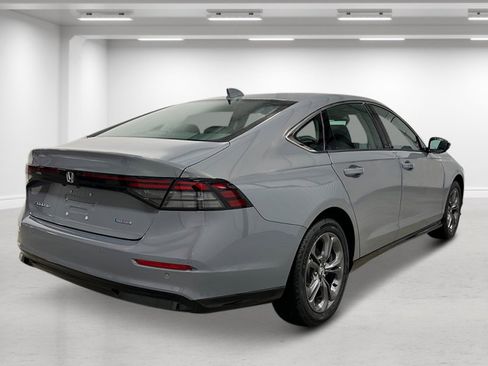 New 2025 Honda Accord EX-L image 3