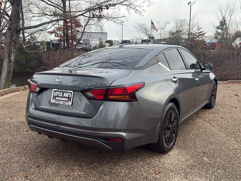 Used 2019 Nissan Altima 2.5 S image 4