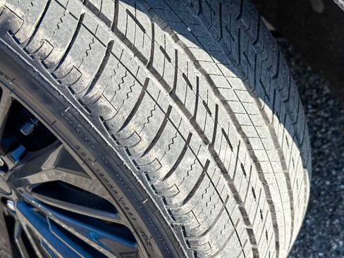 Used 2023 Lincoln Corsair AWD w/ Equipment Group 101A image 10