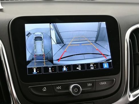 Used 2024 Chevrolet Equinox LT FWD image 23