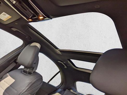 Certified 2025 Mercedes-Benz C 300 4MATIC Sedan image 14