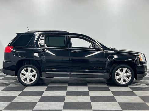 Used 2017 GMC Terrain SLE w/ Convenience Package FWD image 11