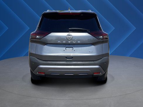 Used 2023 Nissan Rogue SL FWD image 4