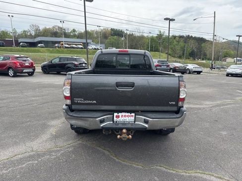 Used 2014 Toyota Tacoma 4x4 Access Cab V6 w/ TRD Off-Road Package image 7