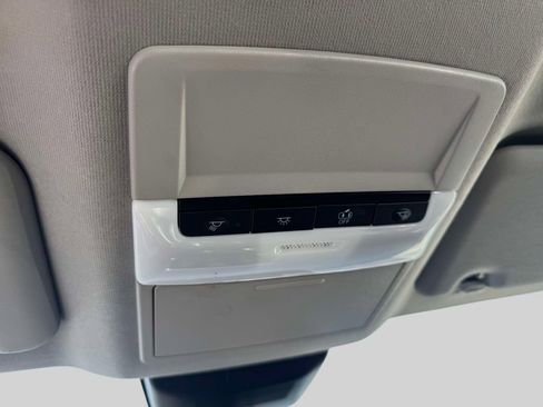 Used 2025 Nissan Sentra SV w/ All-Weather Package FWD image 30