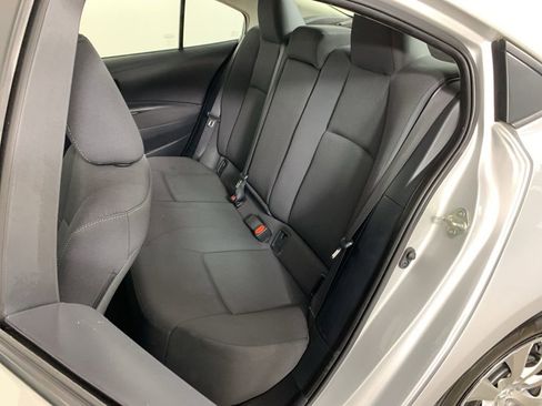 Used 2023 Toyota Corolla LE image 29