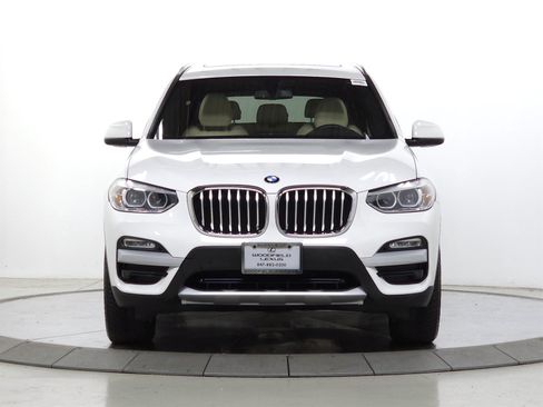 Used 2018 BMW X3 xDrive30i image 2