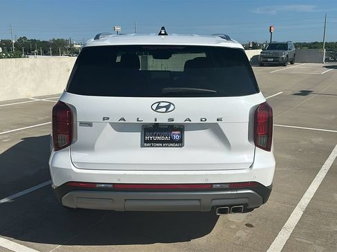 Used 2025 Hyundai Palisade SEL FWD image 11