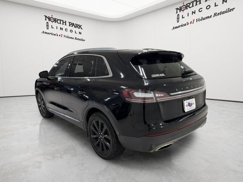 Used 2021 Lincoln Nautilus Reserve w/ Monochromatic Package FWD image 3
