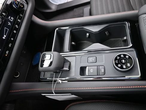 New 2026 Nissan Pathfinder Rock Creek w/ Rock Creek Premium Package AWD/4WD image 27