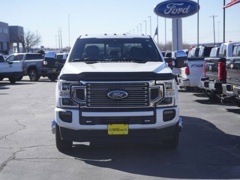 Used 2021 Ford F350 Platinum image 3