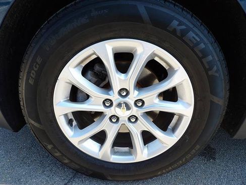 Used 2020 Chevrolet Equinox LT FWD image 9