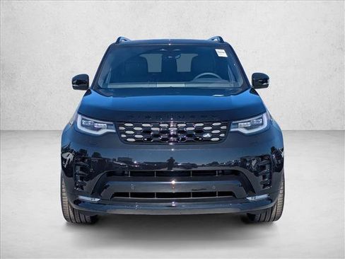 New 2025 Land Rover Discovery Dynamic SE AWD/4WD image 6
